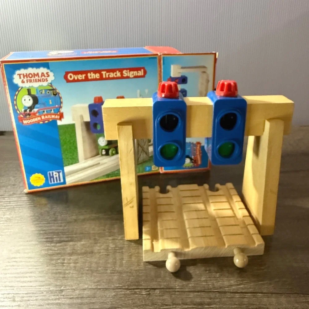 Thomas & Friends Over the Track Signal Wood Good Wooden Railway with Box